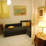 Central Heraklion Lovely Condo With Yard And Garden Ariadni