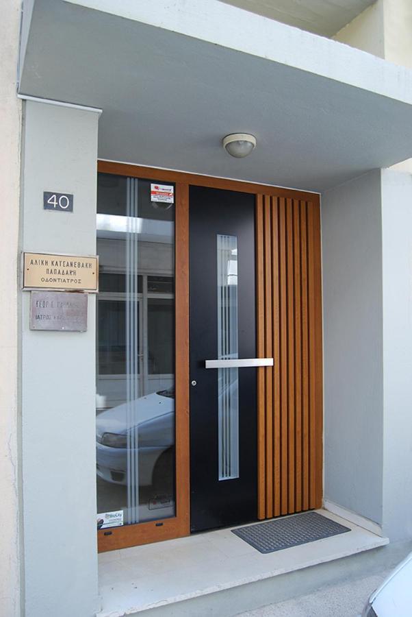 Appartement Lovely With Yard And Garden Ariadni *