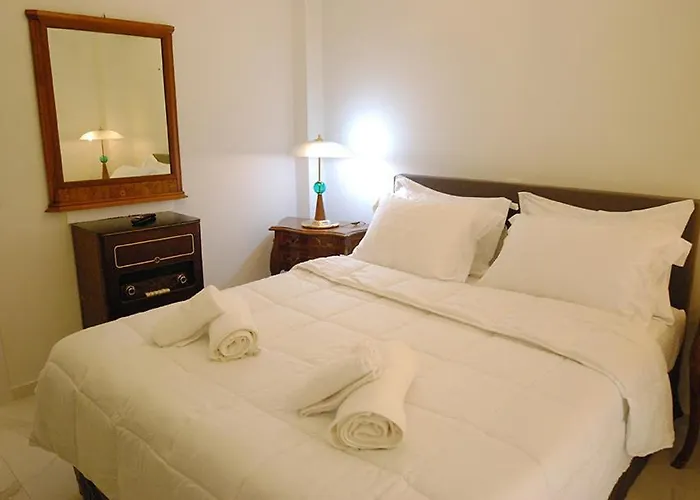 Central Heraklion Lovely Condo With Yard And Garden Ariadni